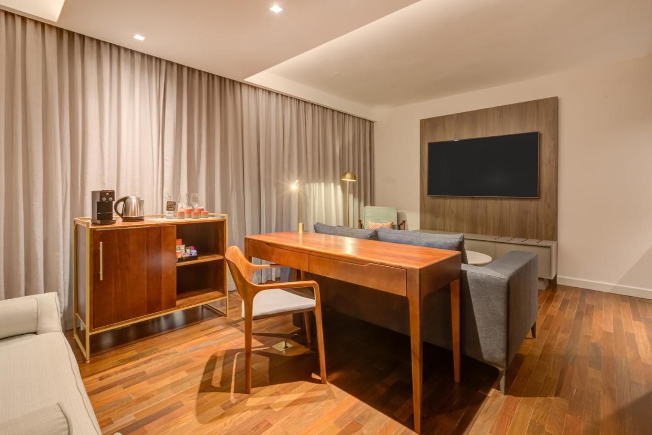 Hotel Qoya Paulista, Curio Collection By Hilton