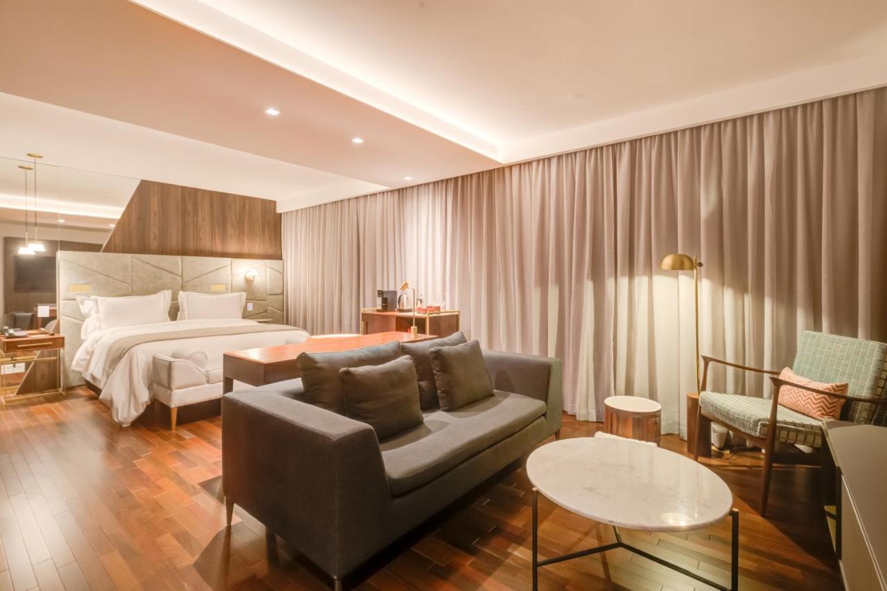Qoya Paulista, Curio Collection By Hilton Hotel 5*
